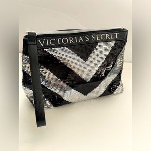 Victoria’s Secret Make Up Bag